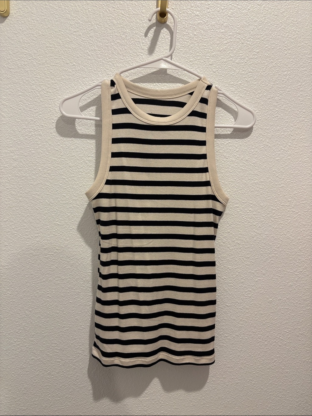 Ribbed Striped Tank Top Cream Black Sleeveless Size Medium